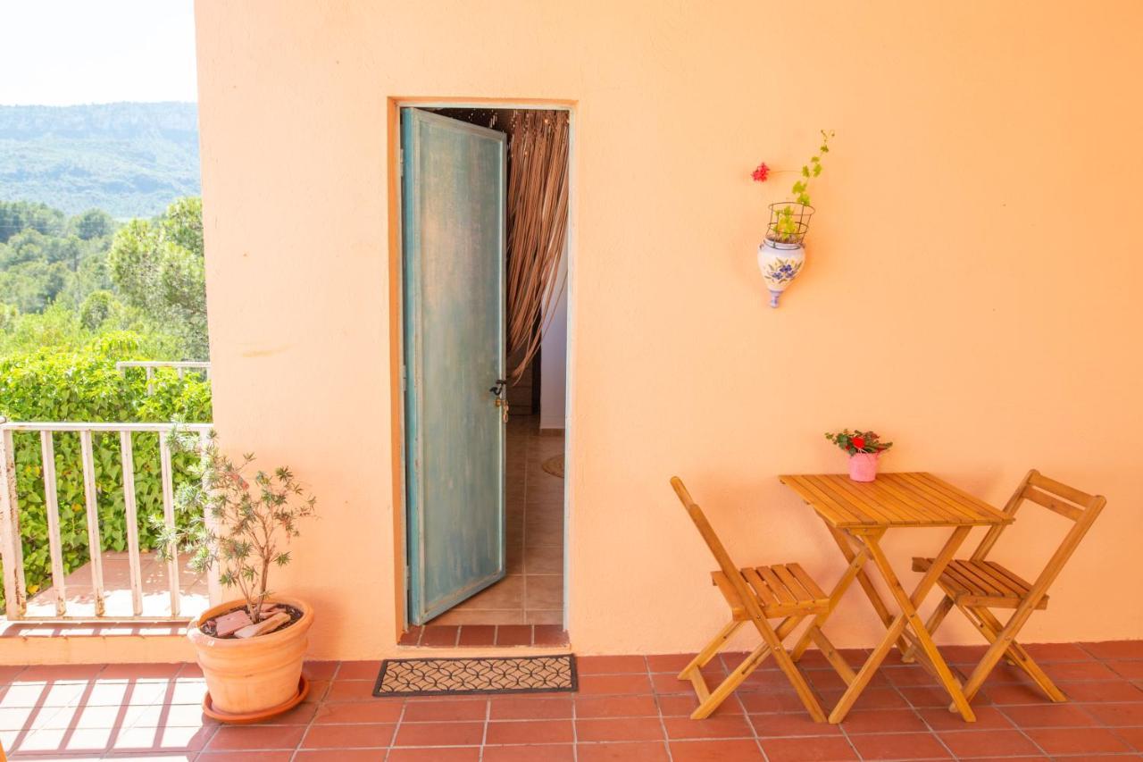 Bed and breakfast Aldeamia, Forest, Mountain View, At 8 Min