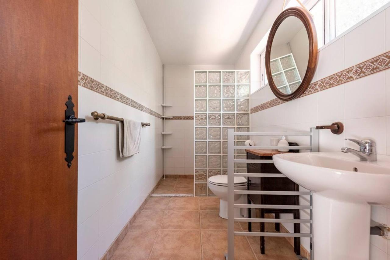 Bed and breakfast Aldeamia, Forest, Mountain View, At 8 Min *