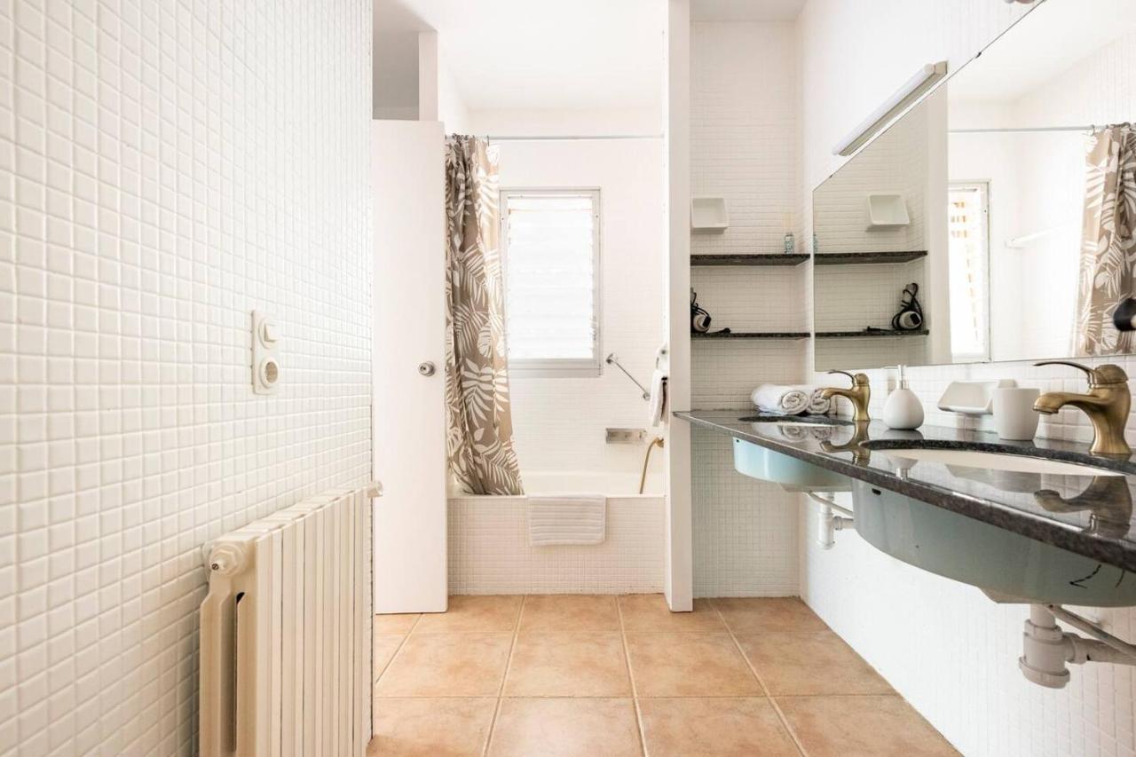 Aldeamia, Forest, Mountain View, At 8 Min Bed and breakfast Vilanova d'Escornalbou
